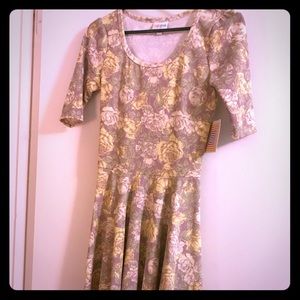NWT LuLaRoe Nicole dress
