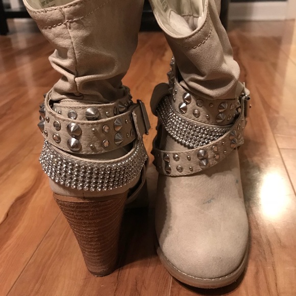 Booties - Picture 3 of 3