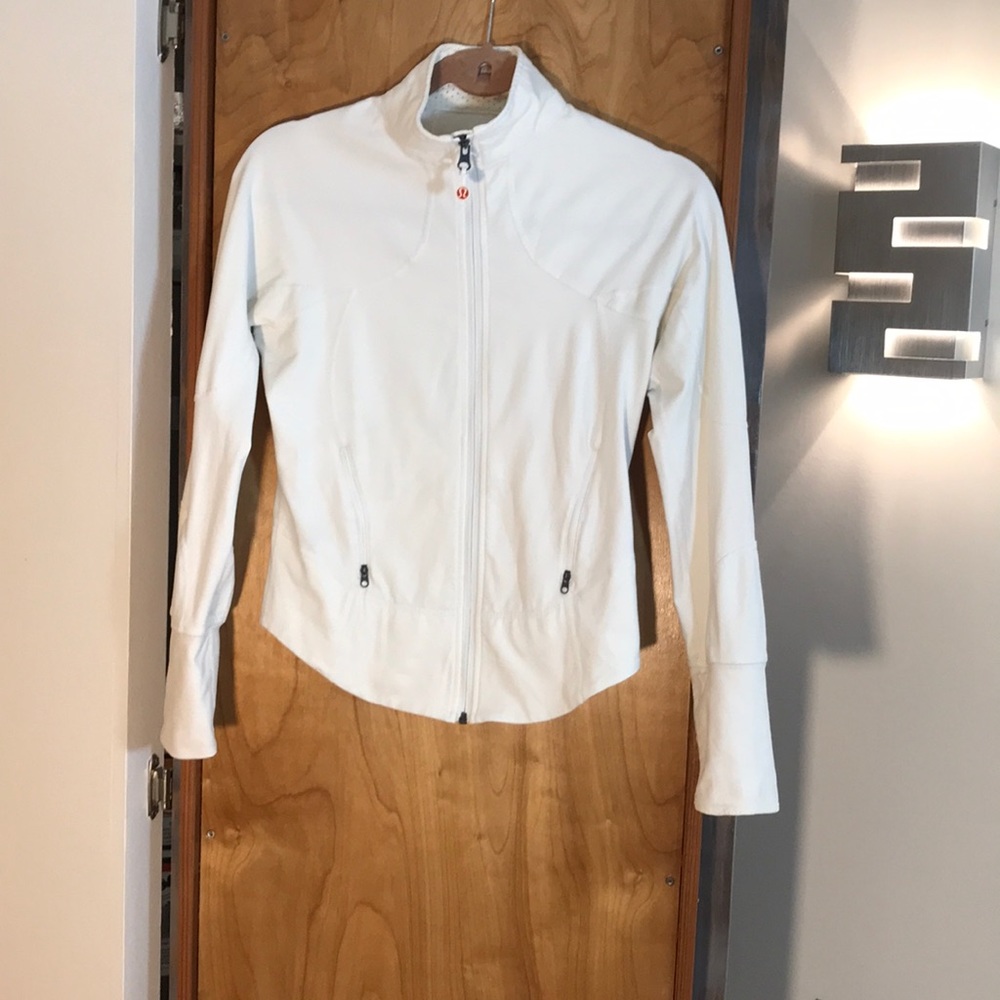 lululemon running jacket