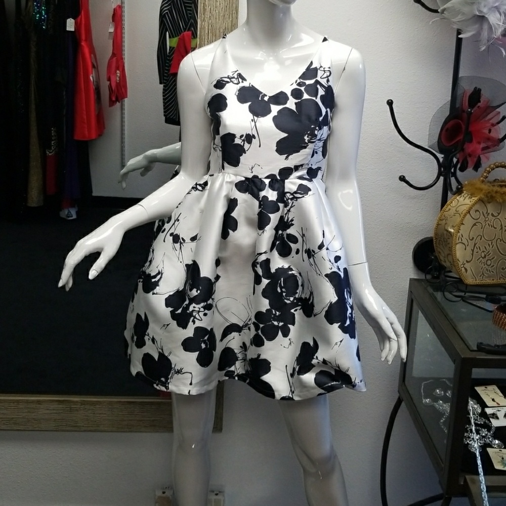Black and White Flower Dress