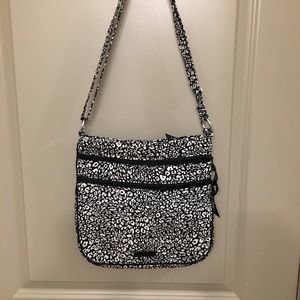 Vera Bradley Crossbody, triple zip