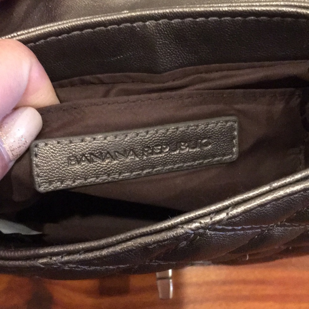 Banana Republic Pewter Quilted Crossbody - Picture 2 of 3