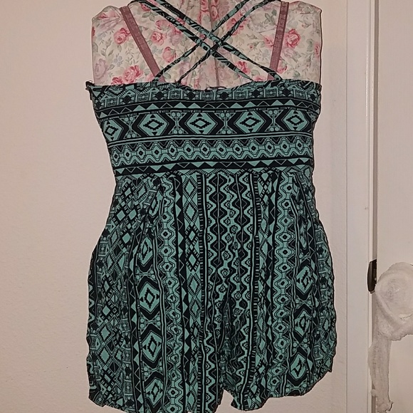 Aztec Design Romper - Picture 4 of 4