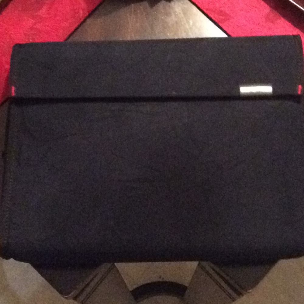 Targus Phobos Netbook Sleeve