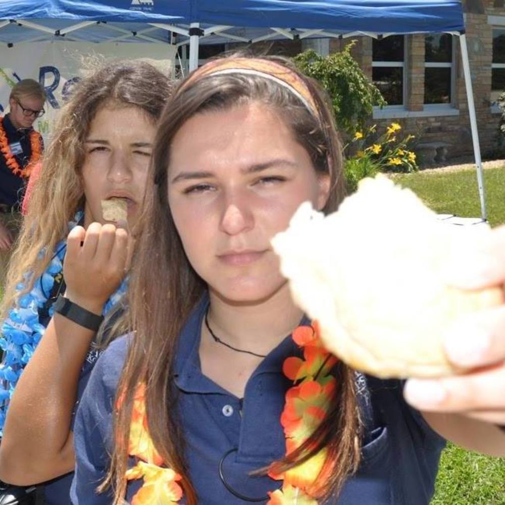 Meet your Posher, Genie