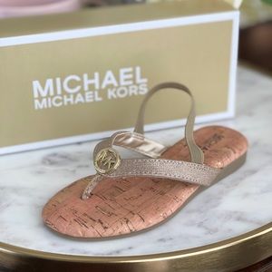 NEW MICHAEL KORS Flip Flop Gold Logo Baby Toddler