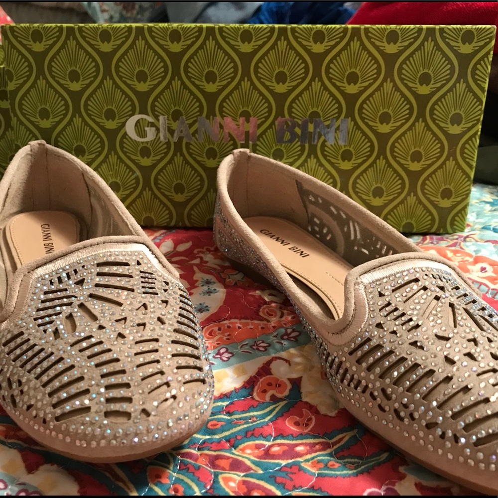 Gianni Bini Jaylynn Flats