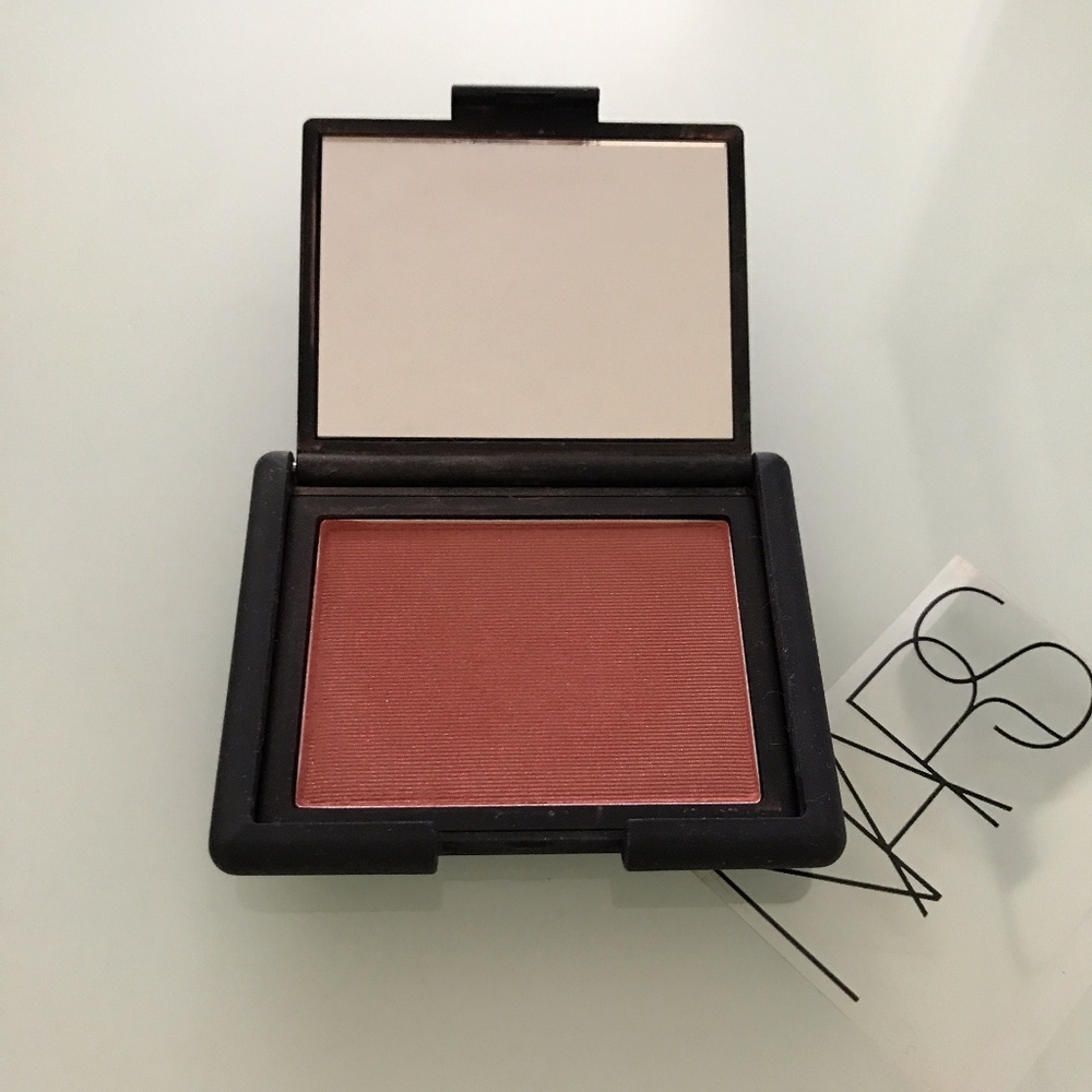 NARS Taos Blush - New without box