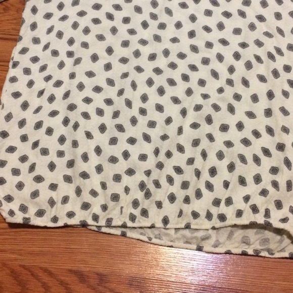 Melrose and Market Blouse - Picture 2 of 3