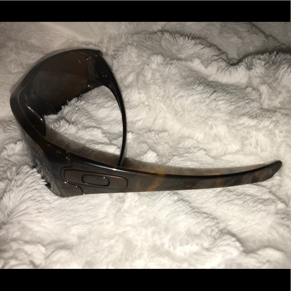 Oakley Antix sunglasses