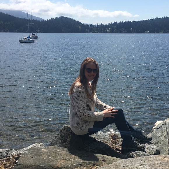 Meet the Posher - Picture 2 of 5