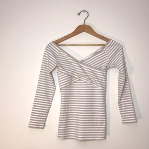 🔴SALE! Deletta Anthropologie Cross VNeck Striped