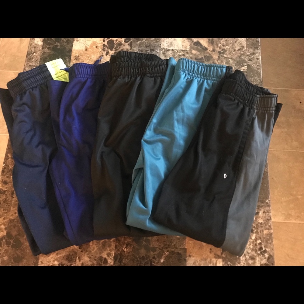 Bundle of boys pants (Athletic/sweats)