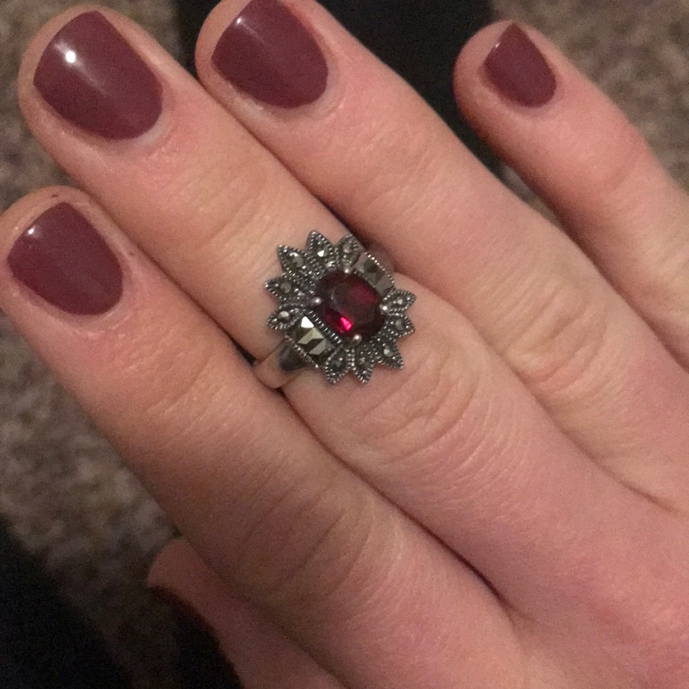Sterling silver Garnet ring