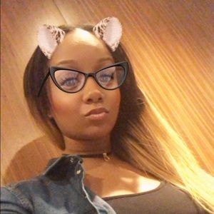 Meet your Posher, Courtney