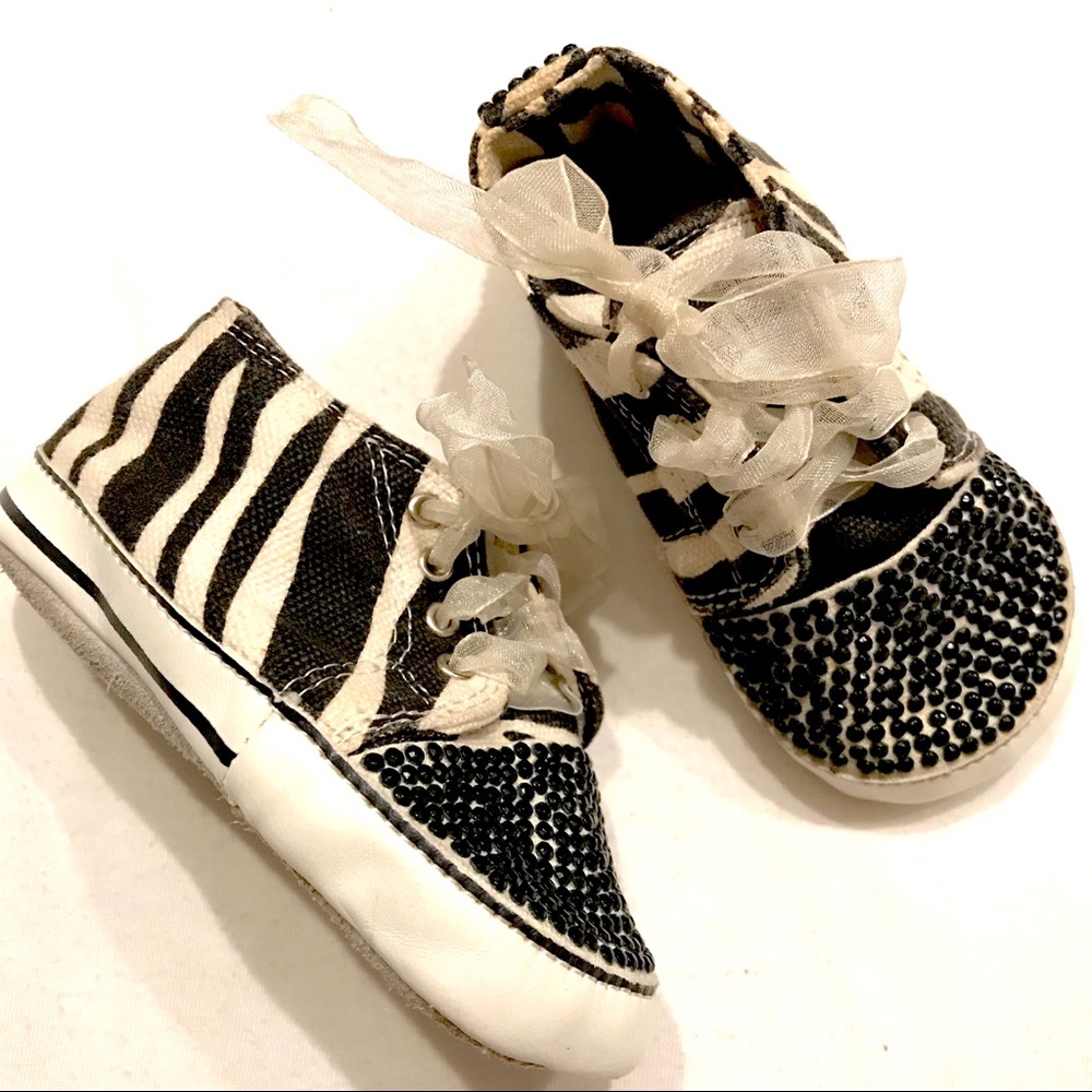 Baby girl shoes zebra with rhinestones