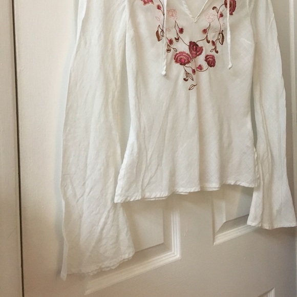 Guess embroidered sheer gypsy top - Picture 2 of 7