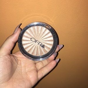 Ofra Blissful Highlighter