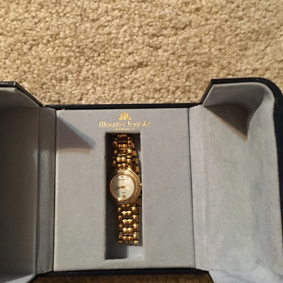 Maurice LaCroix Gold watch - Picture 2 of 5