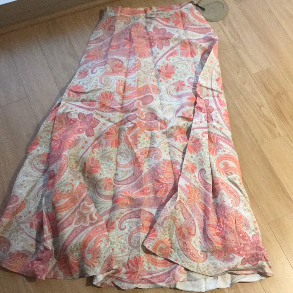 Maci Skirt