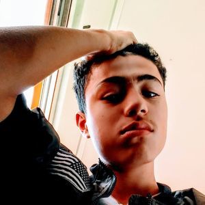 Meet your Posher, Eduardo