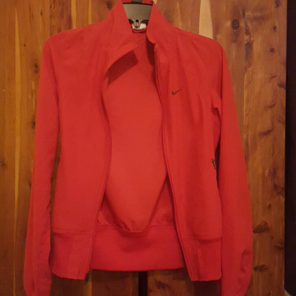 Nike lightweight jacket - Red, XS
