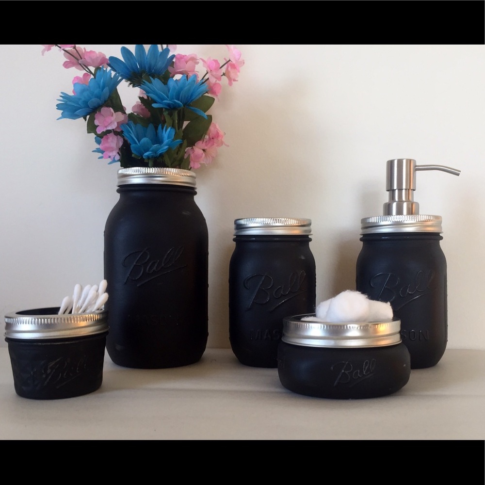 Gorgeous Black Mason Jar Bath Set!