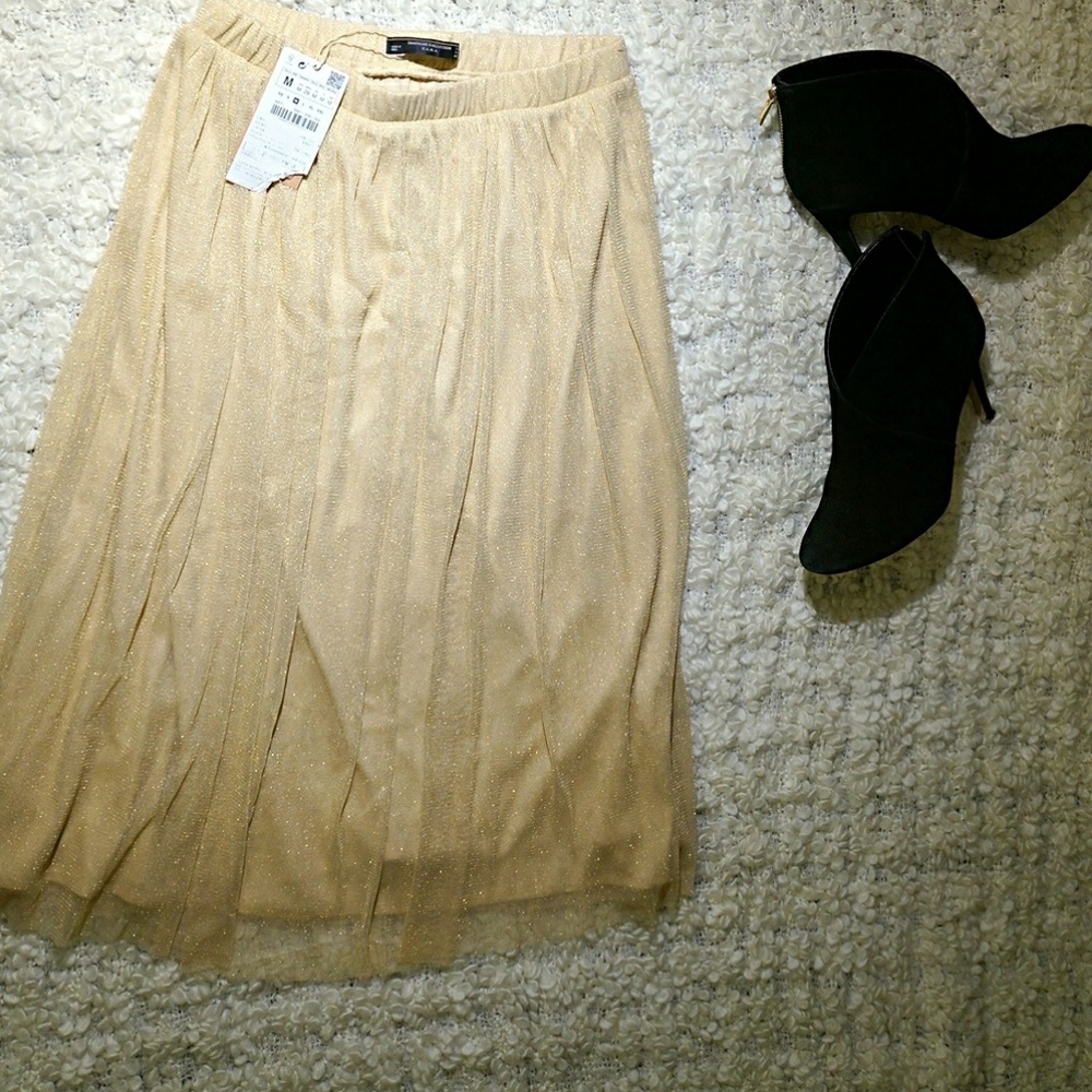 Zara sparkly gold skirt