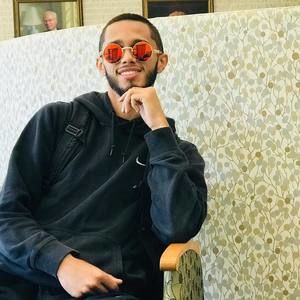 Meet your Posher, Jose