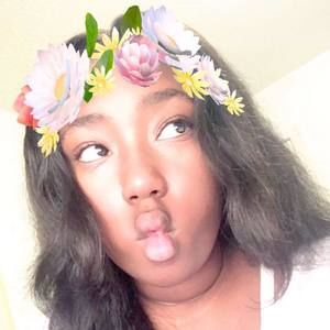 Meet your Posher, Kiana