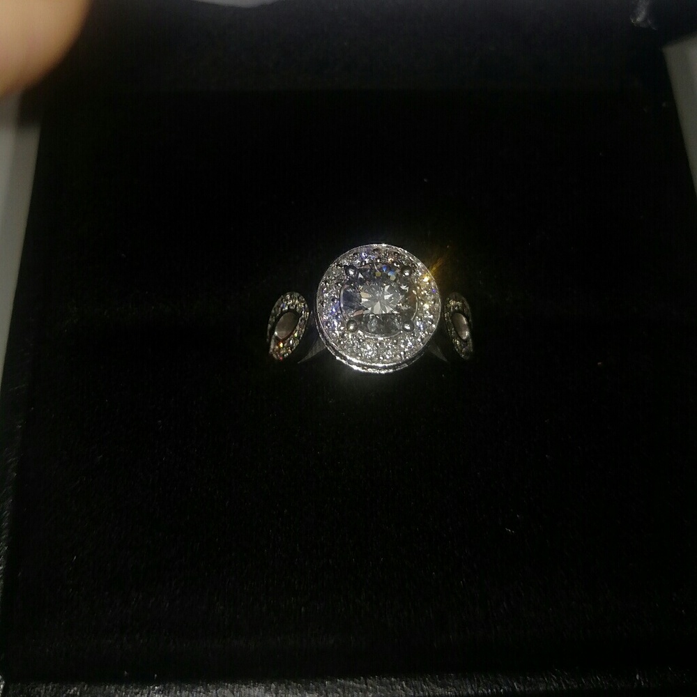 14k Diamond ring white gold
