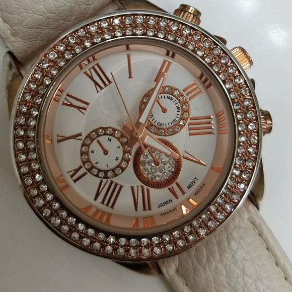 Francesca's - Picture 2 of 5