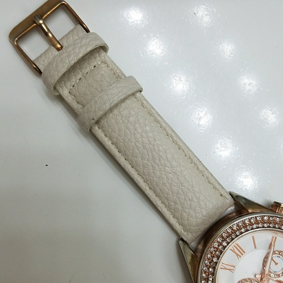 Francesca's - Picture 3 of 5