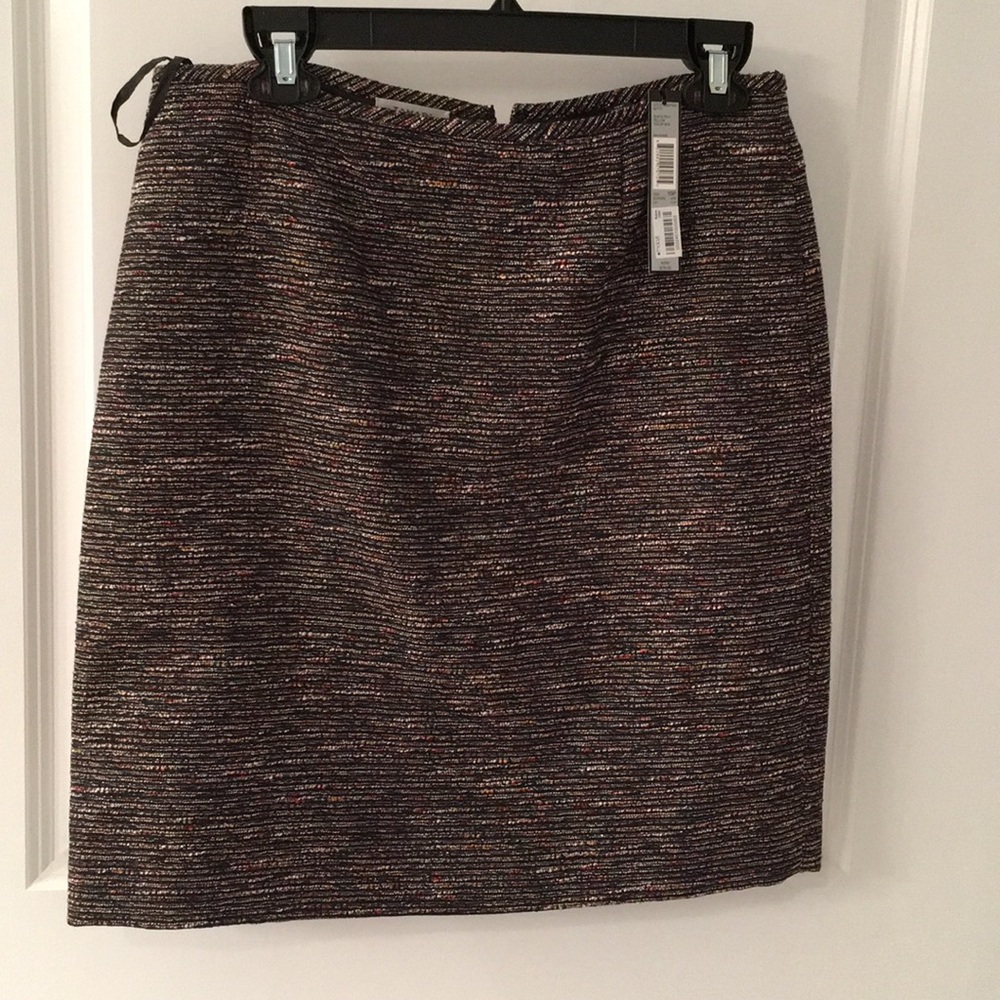 Tahari skirt. Size 10P