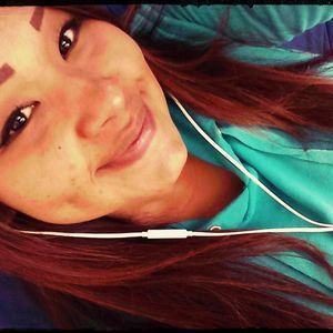 Meet your Posher, Cassandra