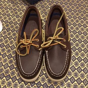 Sperry Top Sider boat shoes sz6.5 NWB