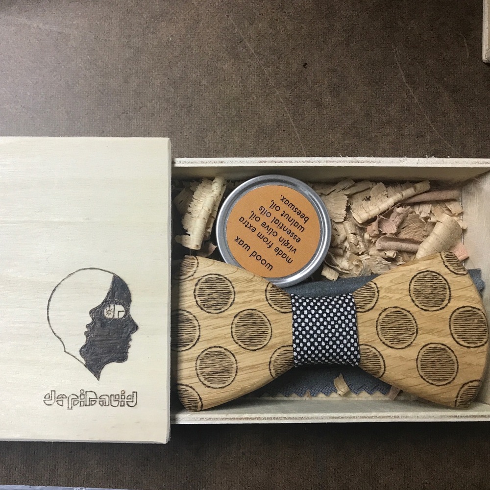 Wooden bow tie