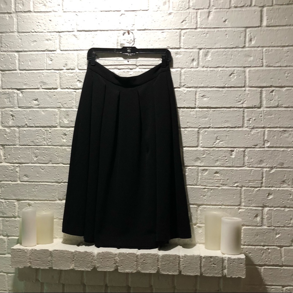 H&M Midi length flared skirt
