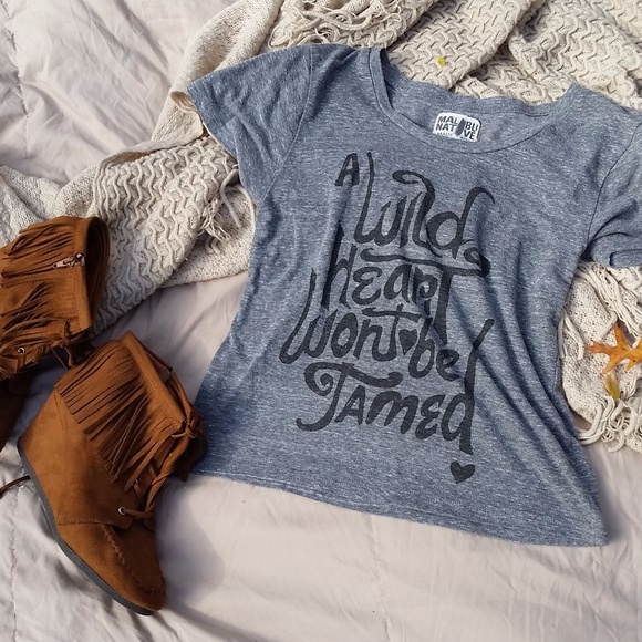 "A Wild Heart Won't Be Tamed" Tee - Picture 3 of 5