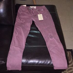 Skinny jean pants