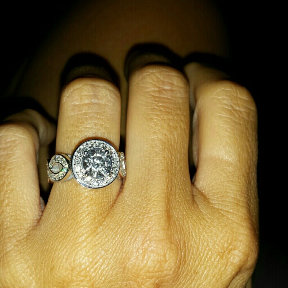 Diamond ring