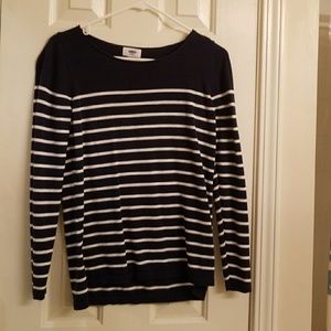 Old Navy Crew Neck Stripped Sweater