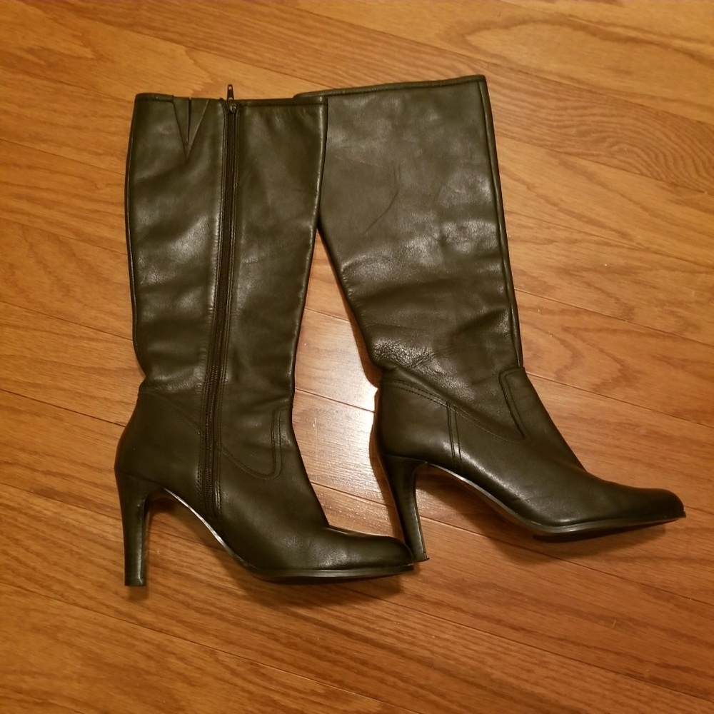 Lauren Ralph Lauren Black Boots (Bryce) Size 8.5B