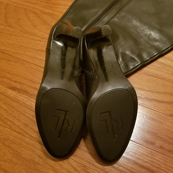 Lauren Ralph Lauren Black Boots (Bryce) Size 8.5B - Picture 5 of 7