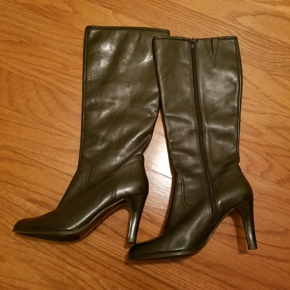 Lauren Ralph Lauren Black Boots (Bryce) Size 8.5B - Picture 2 of 7