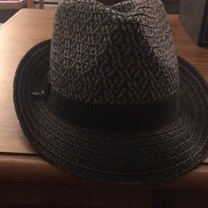 Jennifer Lopez hat