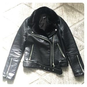 Topshop black faux leather fur  Moto jacket XS 2