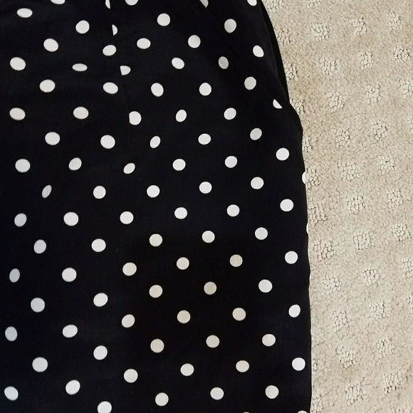 💕SALE Polka Dot Skirt 💕 - Picture 3 of 4