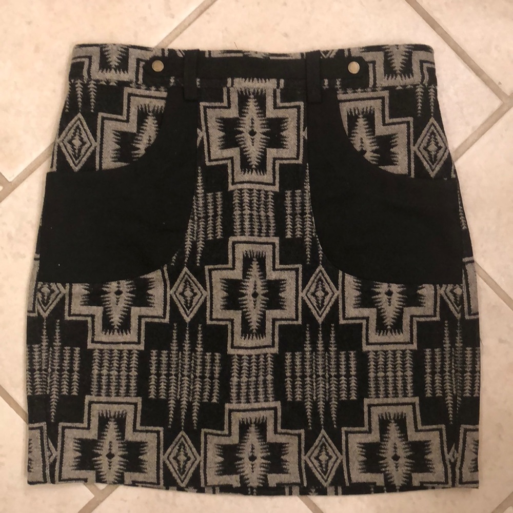 Black and tan Pendleton skirt