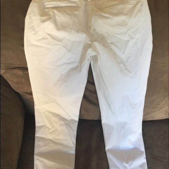 White capris - Picture 3 of 3